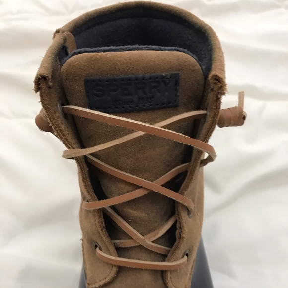 Women’s Sperry Saltwater Canvas Duck Boots - Picture 5 of 16